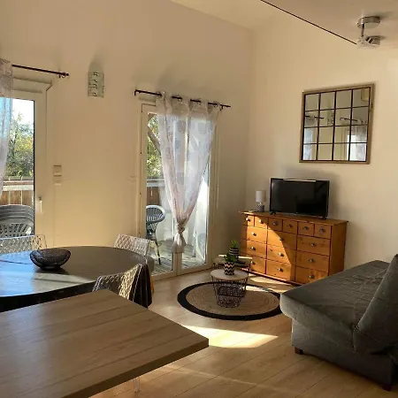 Apartamento Appartement Confort Arès - à 900m du Bassin *