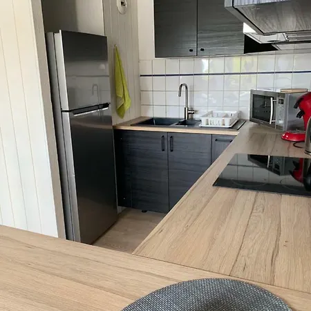 Appartement Confort Arès - à 900m du Bassin * Ares