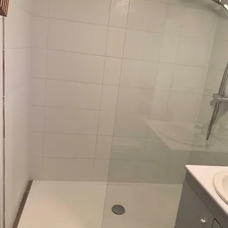 Apartamento Appartement Confort Arès - à 900m du Bassin Ares