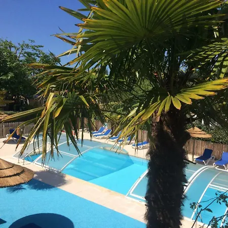 Appartement Confort Arès - à 900m du Bassin * Ares