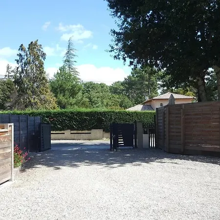 Appartement Confort Arès - à 900m du Bassin *